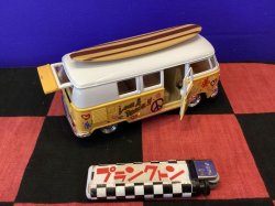 画像6: 1962年ワーゲンバスプルバックミニカー（フラワームーブメント仕様/イエロー/サーフボード付き）