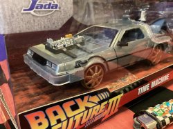 画像2: バックトゥザフューチャー3　ダイキャストカー　(1:24 デロリアン鉄道車輪装着ver./JADATOYS製)