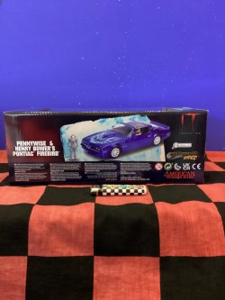 画像4: ペニーワイズ　ダイキャストカー フィギュア付き(IT PENNYWISE & HENRY BOWER'S PONTIAC FIREBIRD / JADATOYS社製)