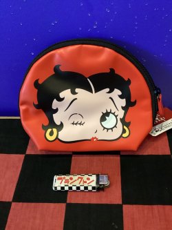 画像2: ベティ　シェルタイプポーチ（フェイス）