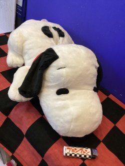 画像1: スヌーピー　ぬいぐるみティッシュカバー　ねそべりティッシュカバー　這い型ティッシュカバー　　　(スヌーピー/ブラック)