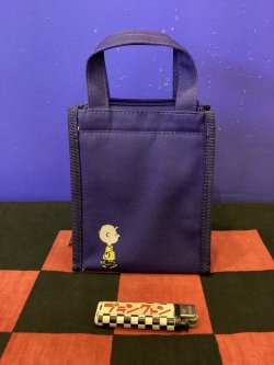 画像2: PEANUTS　保冷ランチバッグスクエアSS（ネイビー/スヌーピー）