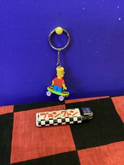 画像2: LEGO風ブロック　キャラクターキーホルダー(シンプソンズ　バート　スケボー)