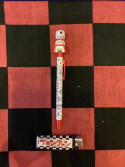 画像1: スヌーピー　アクションボールペン（ハウス／本体赤/インク黒）