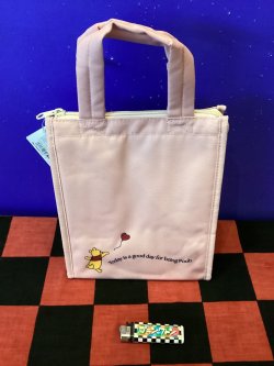 画像1: くまのプーさん　保冷ランチバッグスクエアM（ハートの風船）