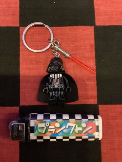 画像1: LEGO風ブロック　キャラクターキーホルダー(スターウォーズ/ダースベイダー）