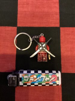 画像2: LEGO風ブロック　キャラクターキーホルダー(デッドプール）