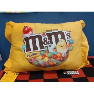 画像: m&m's　スクエアクッション（イエロー）