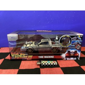 画像: バックトゥザフューチャー3　ダイキャストカー　(1:24 デロリアン鉄道車輪装着ver./JADATOYS製)