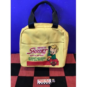 画像: ボーリングバッグ風　保冷ランチバッグ（ドリンクボーイ　イエロー）