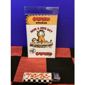 画像: ガーフィールド　ステッカー(ホットドッグカバン) 17-4