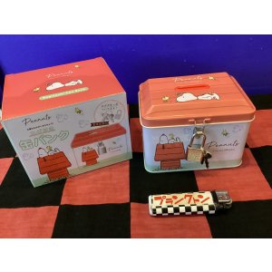 画像: スヌーピー　カギ付き缶バンク(ハウス)