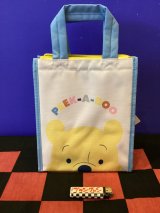 画像: くまのプーさん　保冷ランチバッグスクエアM（PEEK-A-BOO/POOH）