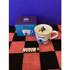 画像: パペットスンスン　カラーラインマグカップ(アップ)