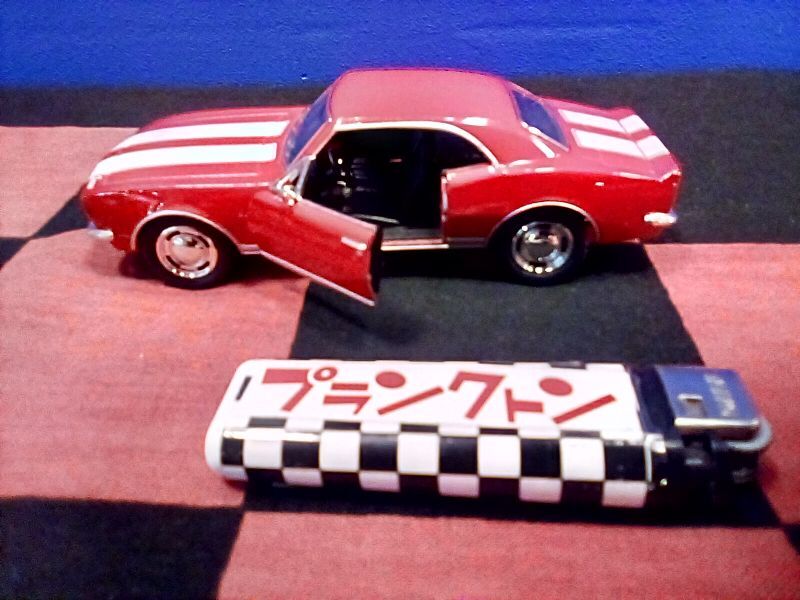 画像2: ダイキャストミニカー（シボレーカマロ Z/28 (1967)/レッド)