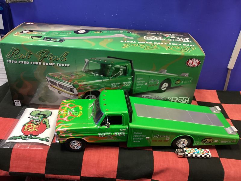 画像1: ラットフィンク　1970Ford F-350 Ramp Truck Sewer Green with Flames　ランプトラック