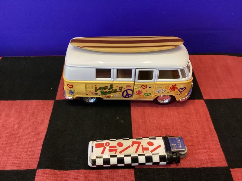 画像4: 1962年ワーゲンバスプルバックミニカー（フラワームーブメント仕様/イエロー/サーフボード付き）