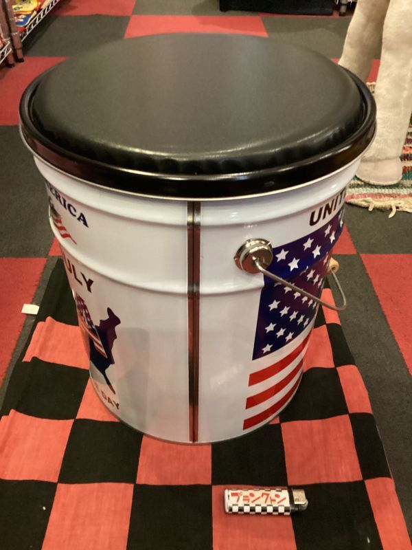 画像2: オイル缶スツール　（US FLAG/ホワイト）