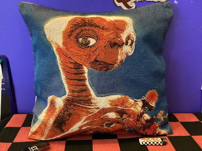 画像1: E.T  クッションカバー