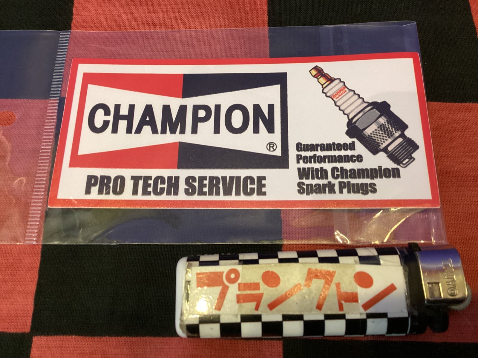 画像1: アメリカン　レーシング　ステッカー(CHAMPION/PLUG)