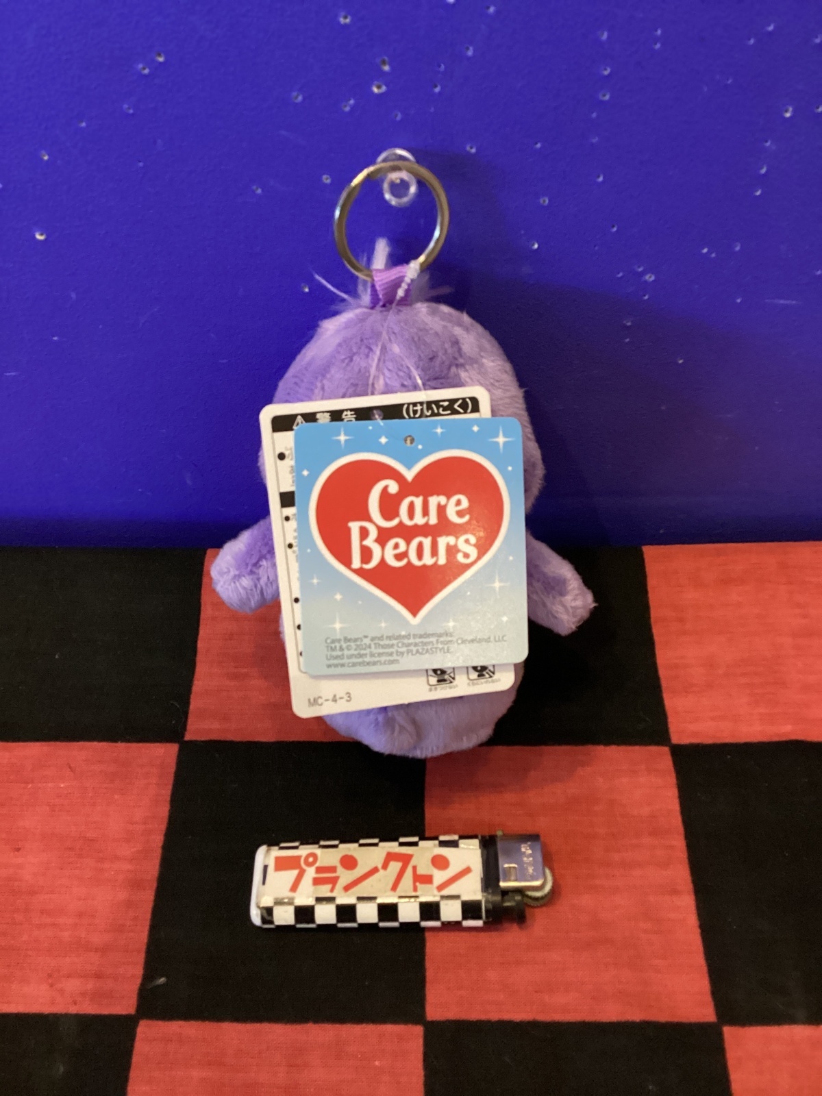 画像2: ケアベアカズンズ　ソフトぬいぐるみキーホルダー(コージーハートペンギン)